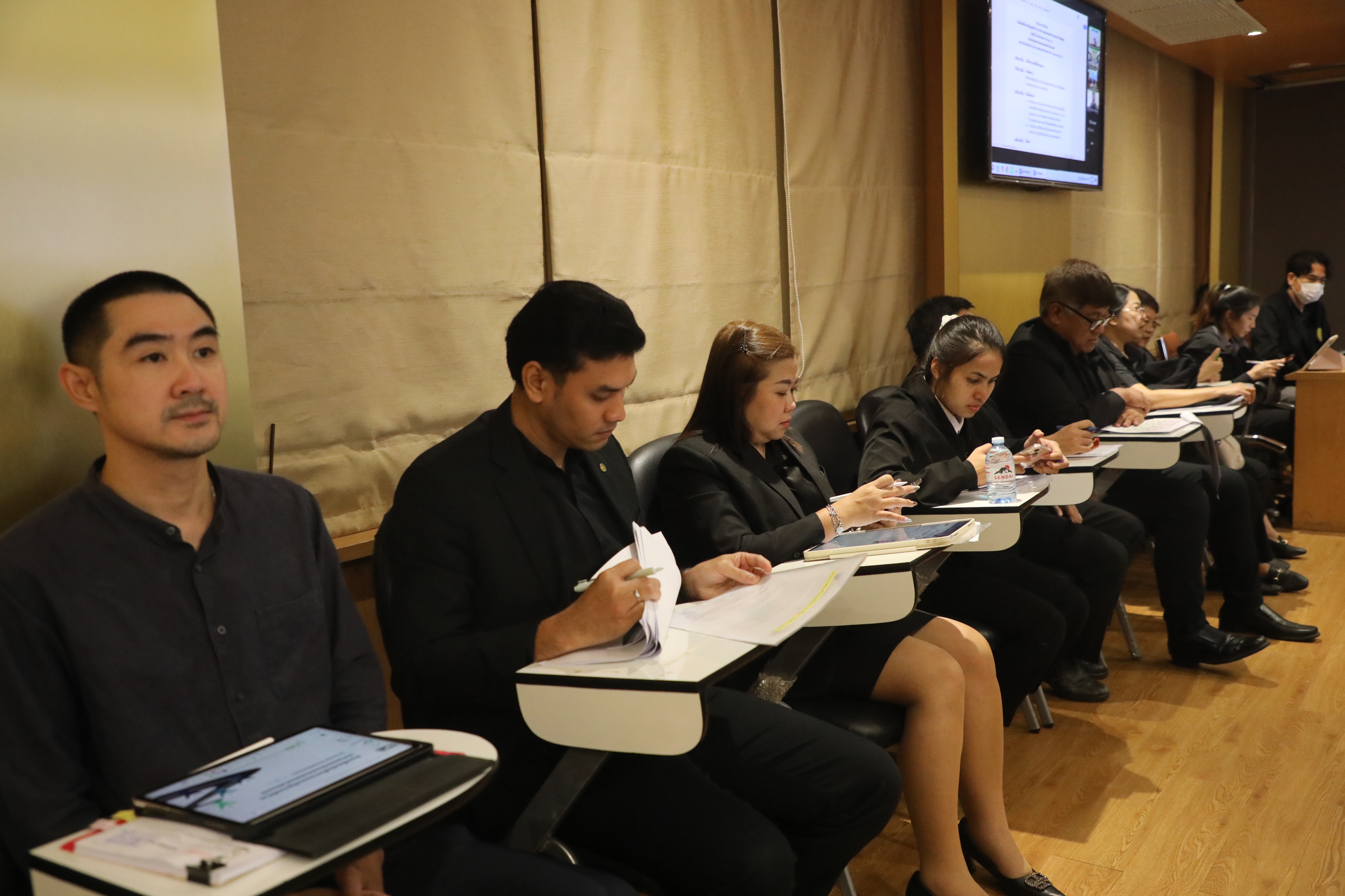 title - ส.ป.ก. เข้าร่วมประชุม ติดตามการขับเคลื่อนข้อสั่งการของรัฐมนตรีว่าการกระทรวงเกษตรและสหกรณ์